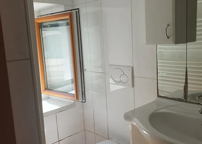 Alpine Village With A Private Terrace, Garden, And Parking - At A Walking Distance From Bled アパート ゴレンスカ地方