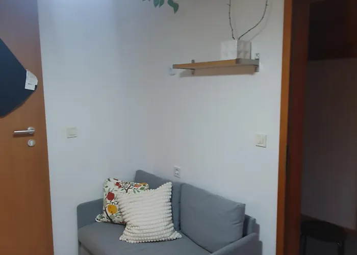 Alpine Village With A Private Terrace, Garden, And Parking - At A Walking Distance From Bled ゴレンスカ地方