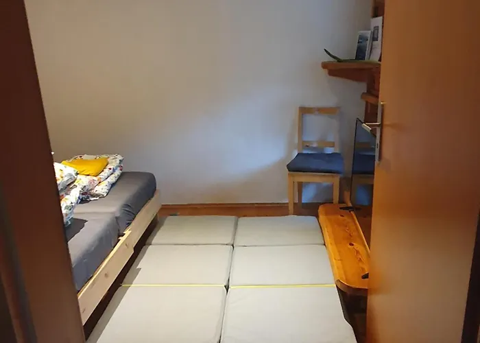 Alpine Village With A Private Terrace, Garden, And Parking - At A Walking Distance From Bled アパート ゴレンスカ地方